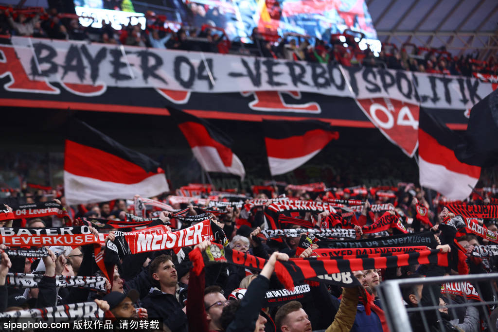 马尔蒂尼预测欧冠冠军：巴萨需加强防守方能问鼎